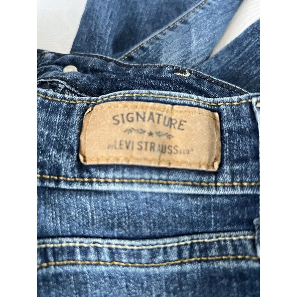Levi Strauss Signature Modern Bootcut Jeans Denim Medium Wash Women’s 12 Long